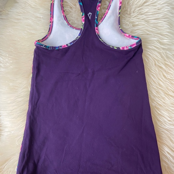 Ivivva Girls Tank Tops - Picture 3 of 9